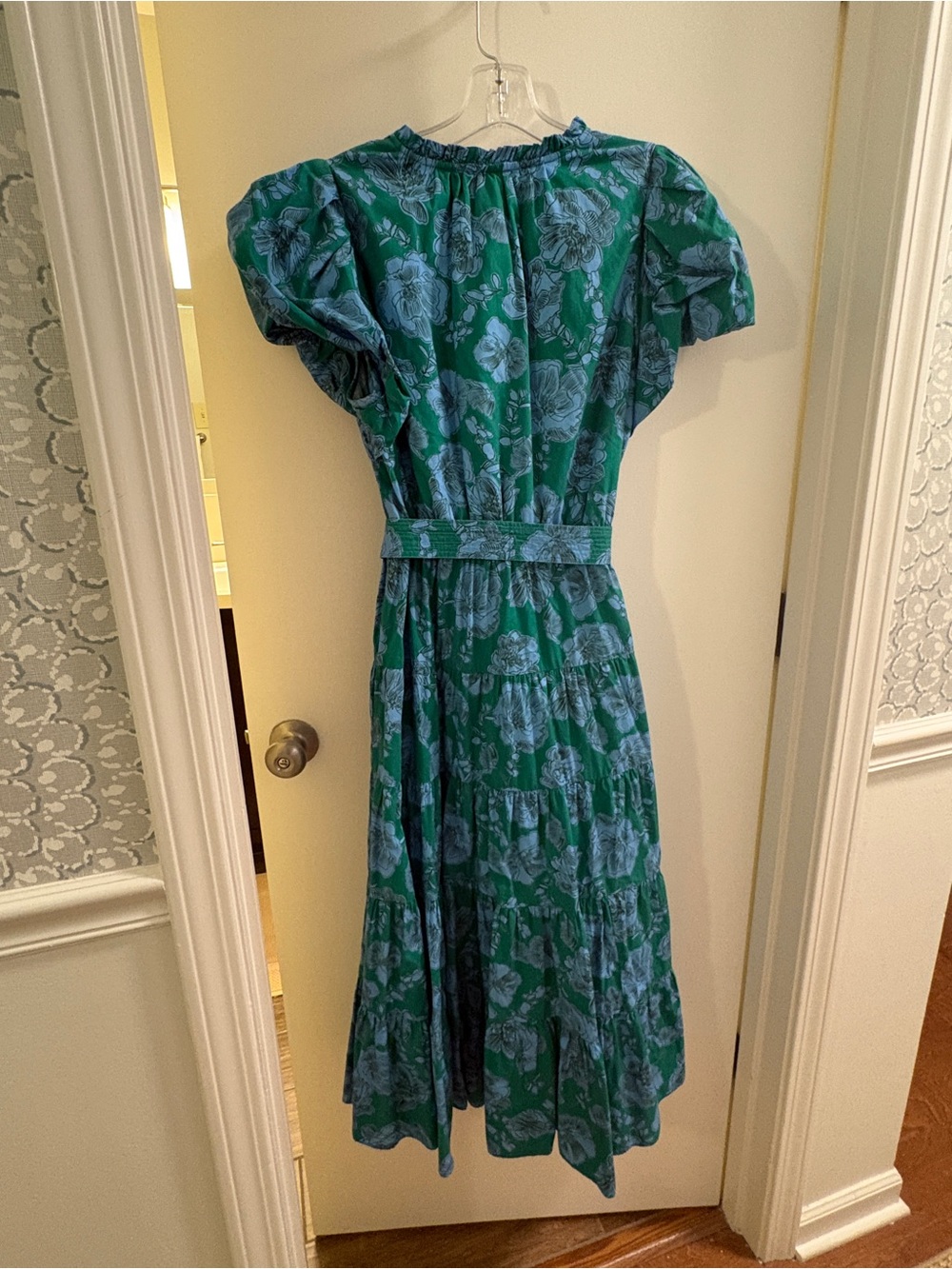 LaRoque Daphne Midi Dress in Road to Hana - Large - EUC - Picture 2 of 11